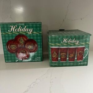 Retro Set of 4 Tall Mugs & Matching 4 Dessert Plates